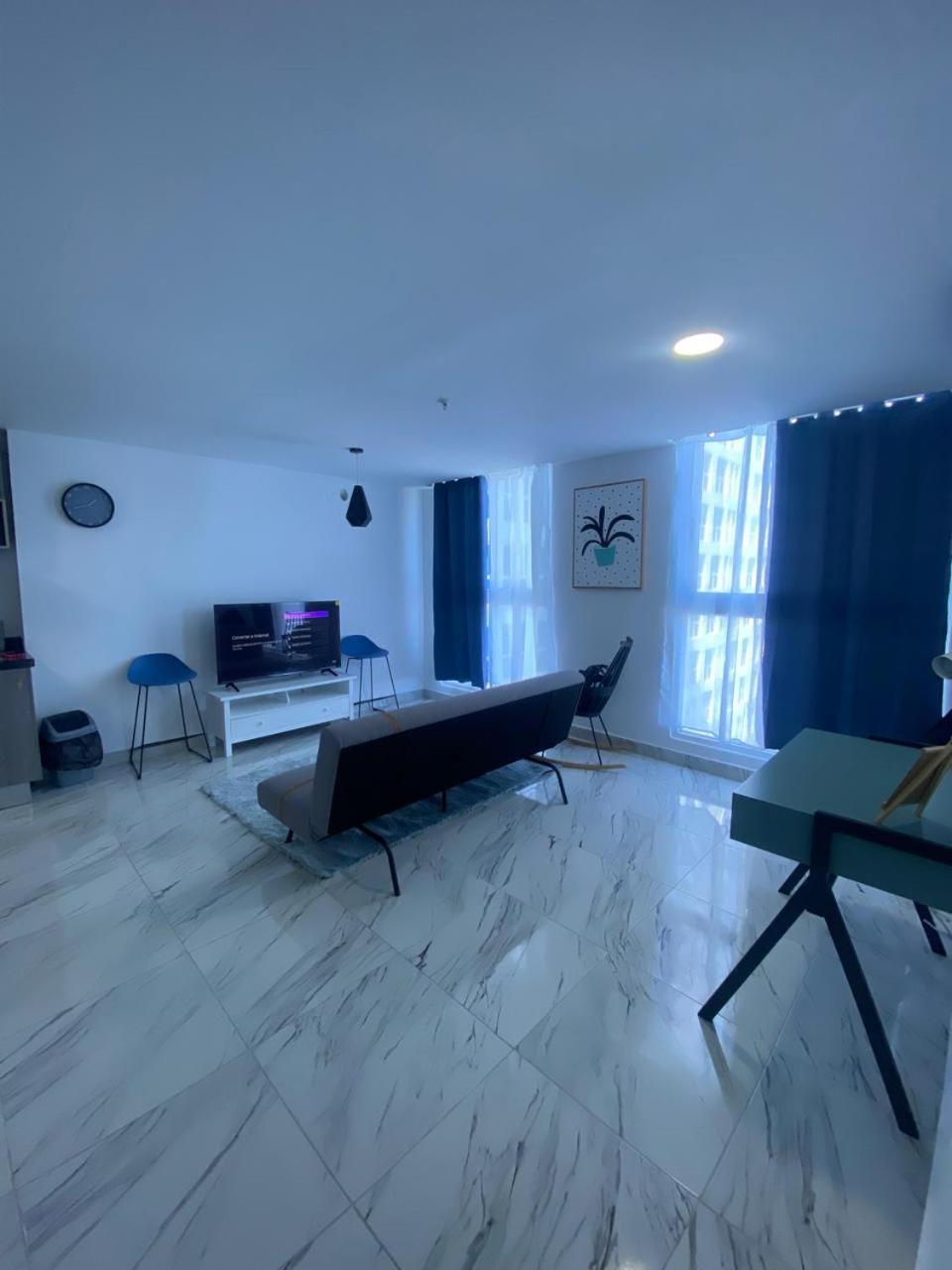 Apartamento En Avenida Balboa *