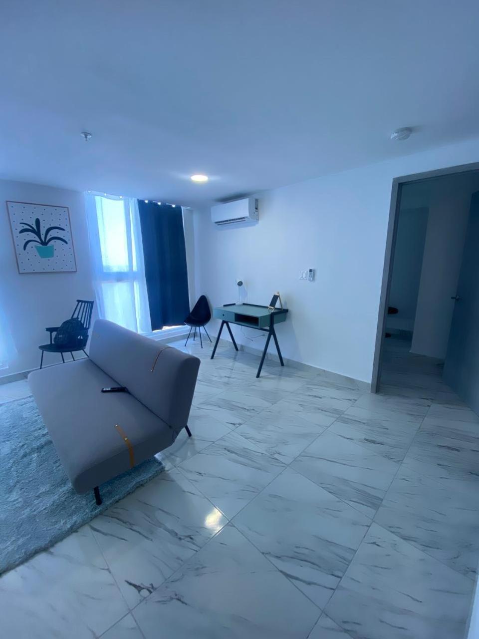 Apartamento En Avenida Balboa Aparthotel *